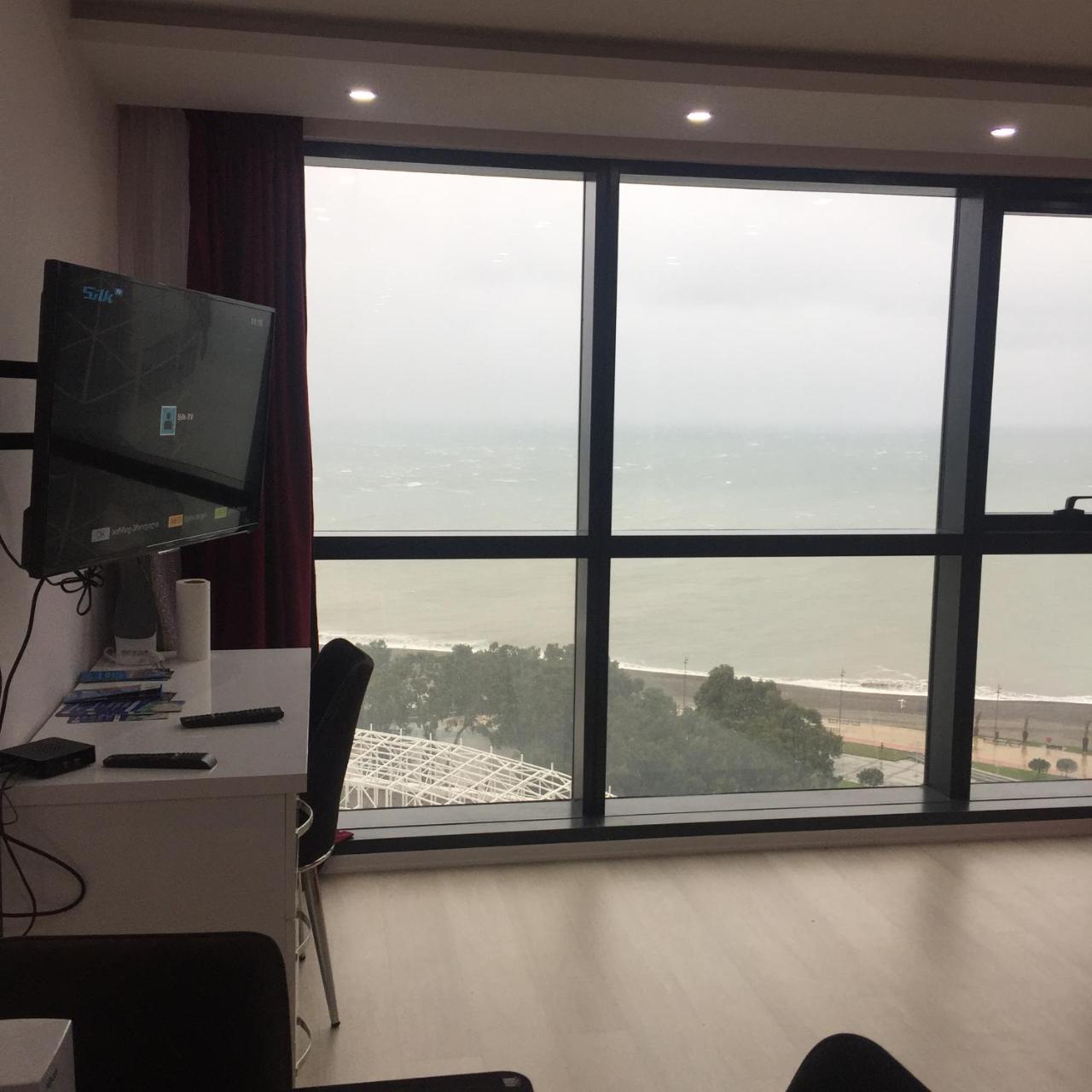 Appartamento Batumi Porta Tower 1811 Esterno foto